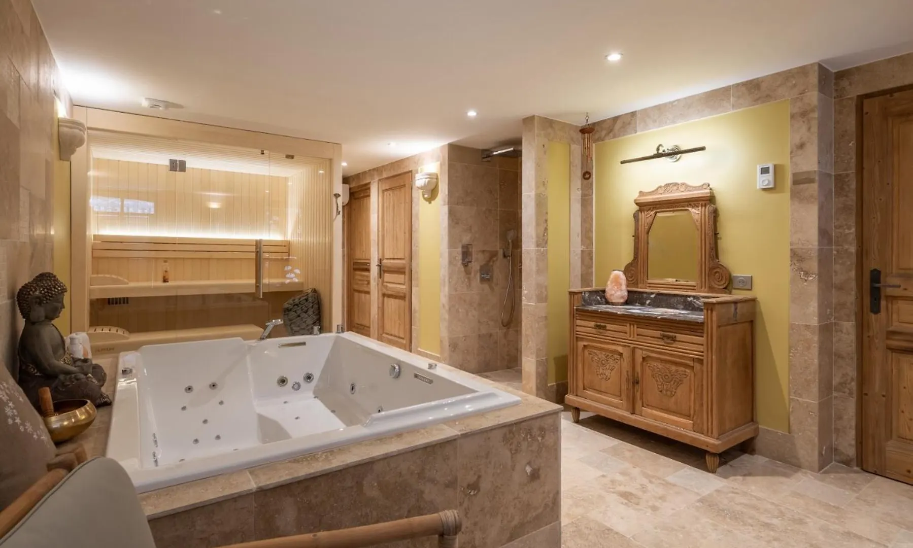 Le Cellier & Spa Saint-Maximin  Chalé Saint-Maximin (Isere)